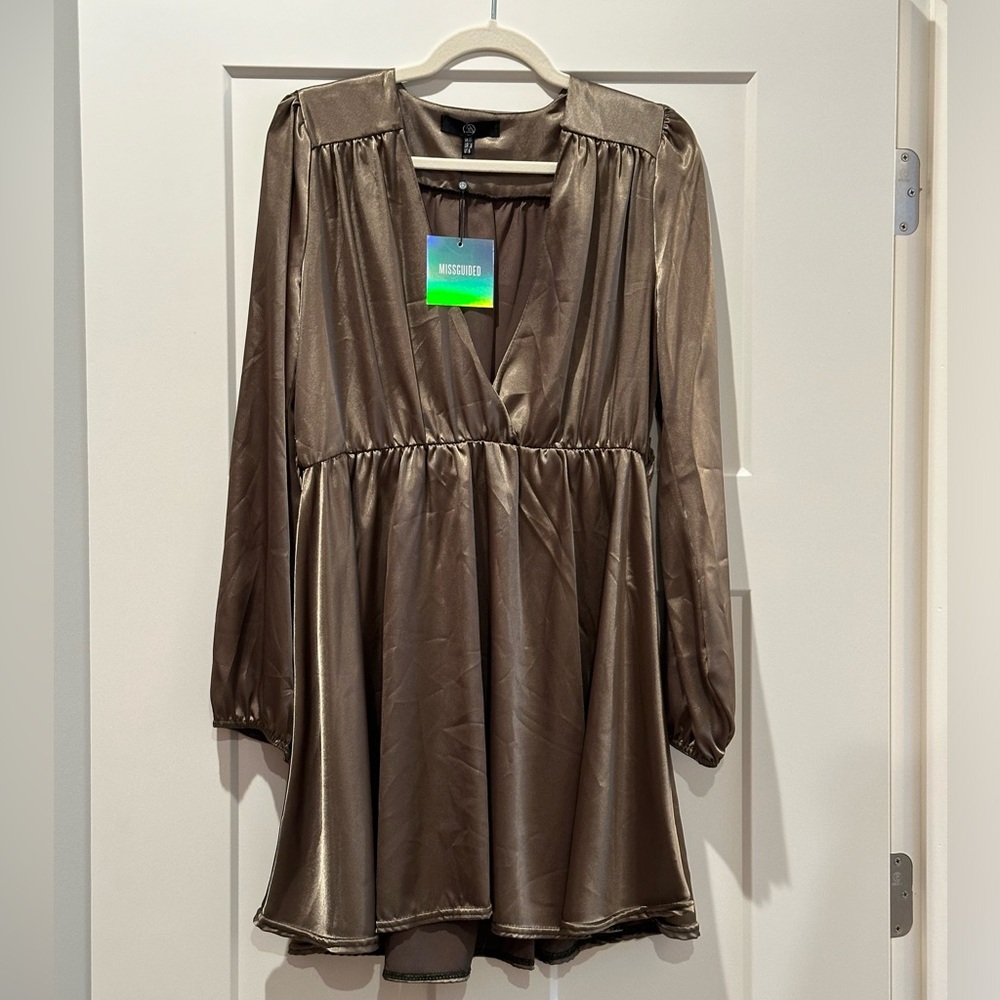 Longsleeve green / golden shimmer dress